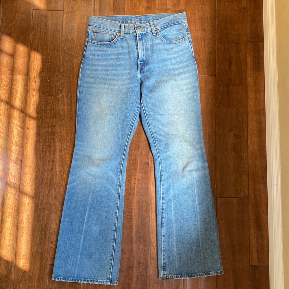 Levi’s Women’s High Waist Flare Jeans Sz 30 Soft Excellent Condition Retro Look